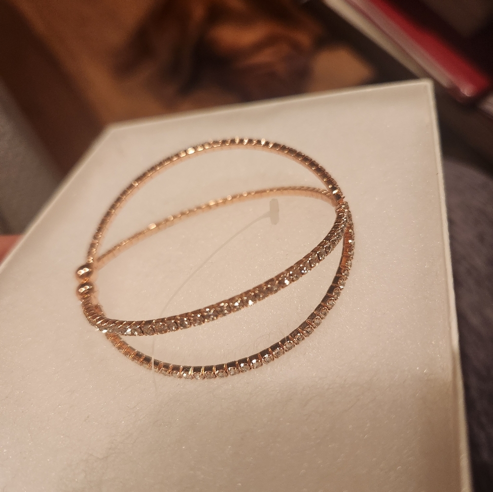 Dressy bracelet